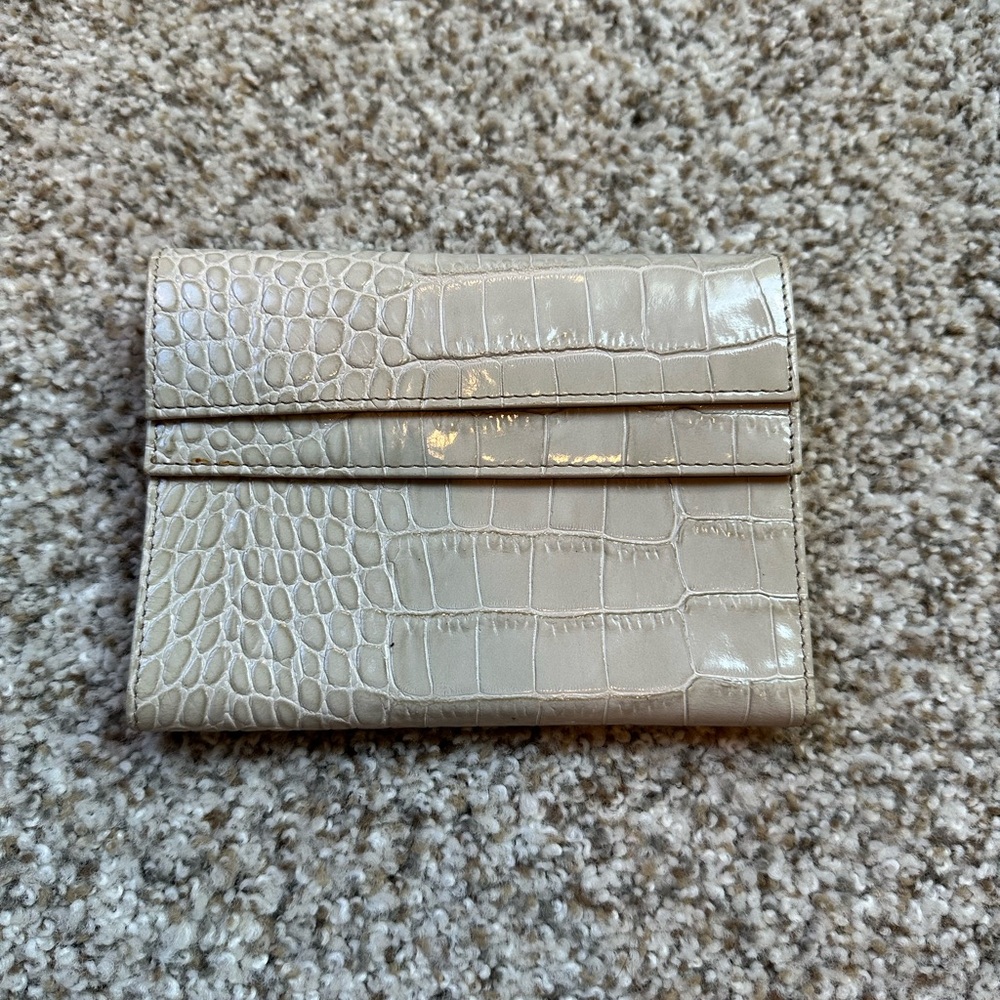 Furla Elegant Cream Crocodile-Embossed Women's Wallet